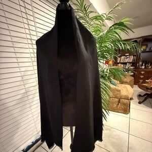 BLACK LIGHTWEIGHT SILK OPERA WRAP